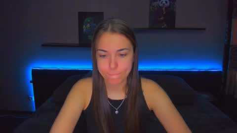 Snapshot of alexabarkley chatting on March 2, 12:46 am angel online show from March 2, 12:46 am