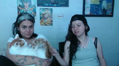 Alexa Blu3 online show from December 5, 6:11 pm