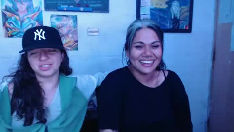 Alexa Blu3 online show from December 6, 3:08 am