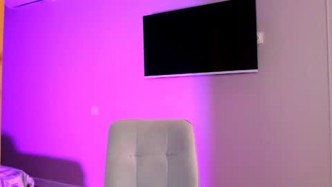 Snapshot of alexabuttler chatting on May 27, 9:56 pm my tg online show from May 27, 9:56 pm