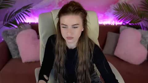 Snapshot of alexafleur chatting on March 18, 7:11 am alexafleur online show from March 18, 7:11 am