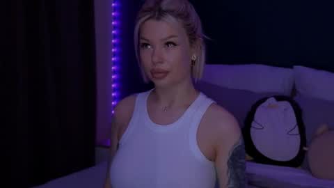 Alexa Mason online show from May 3, 11:11 pm