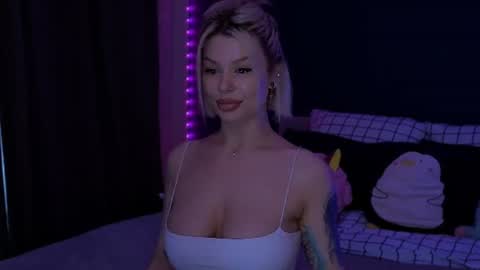 Alexa Mason online show from July 14, 2:05 am