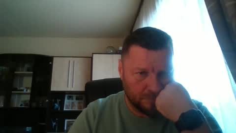 Snapshot of alexander35de787878 chatting on January 16, 9:13 am alexander35de787878 online show from January 16, 9:13 am