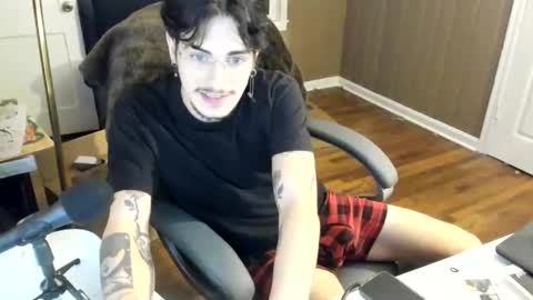 A. online show from October 6, 5:49 am