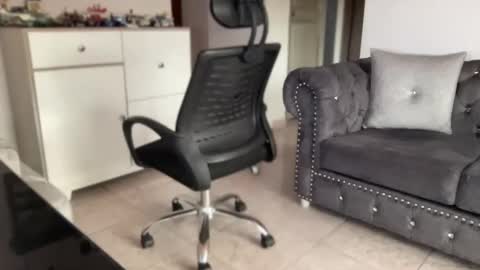 Snapshot of alexandergrey760886 chatting on May 17, 6:59 pm alexander grey online show from May 17, 6:59 pm