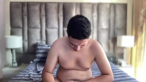 Snapshot of alexandergrey760886 chatting on July 2, 1:28 pm alexander grey online show from July 2, 1:28 pm