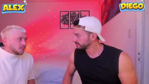 Snapshot of alexanderjaz chatting on May 30, 11:07 am Alexander Jaz online show from May 30, 11:07 am
