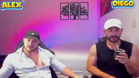 Snapshot of alexanderjaz chatting on June 10, 9:08 am Alexander Jaz online show from June 10, 9:08 am