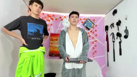 chicos hot online show from February 9, 7:19 pm