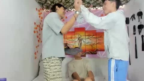 chicos hot online show from February 17, 7:10 pm