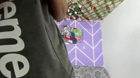 chicos hot online show from February 20, 12:15 pm