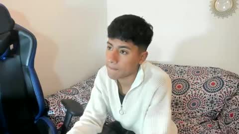 chicos hot online show from September 10, 2:06 pm