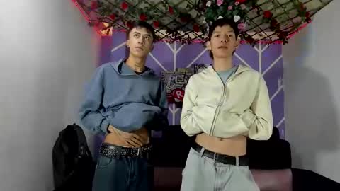 chicos hot online show from February 3, 1:27 pm