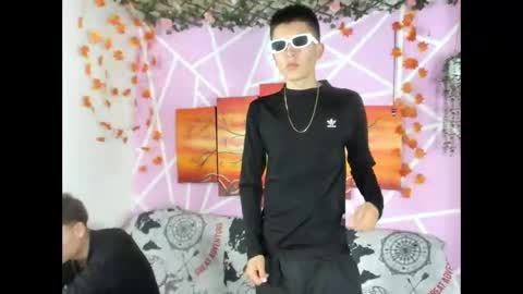 chicos hot online show from February 6, 1:54 am