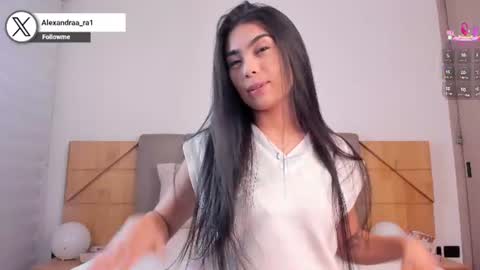 Alexandra Rodriguez online show from June 12, 1:15 am