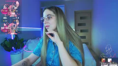 Snapshot of alexandracandy chatting on June 6, 7:07 pm alexandracandy online show from June 6, 7:07 pm