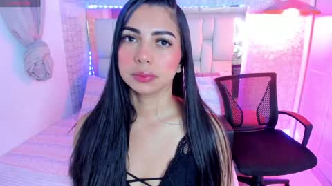 Alexandra Miller online show from January 10, 10:50 am