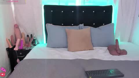 Snapshot of alexandranovaa chatting on March 28, 6:29 pm Alexandra novaa online show from March 28, 6:29 pm