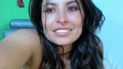 alexandrasaen online show from December 29, 2:27 am