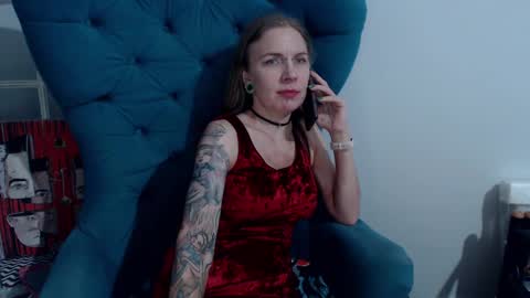 Snapshot of alexandrazaryanova chatting on December 31, 9:17 pm Alexandra online show from December 31, 9:17 pm