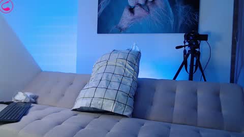 Snapshot of alexandro_king chatting on January 31, 11:35 pm ALEX online show from January 31, 11:35 pm