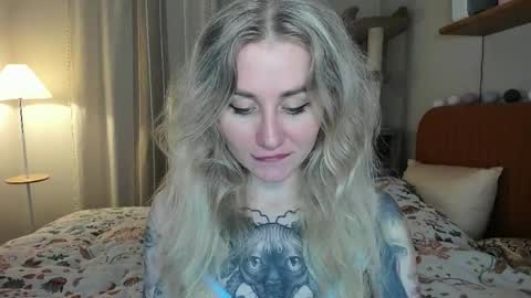 Snapshot of alexarush chatting on April 7, 5:46 pm alexarush online show from April 7, 5:46 pm