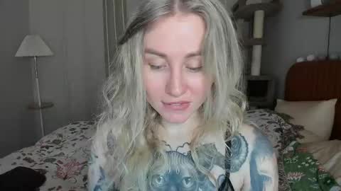 Snapshot of alexarush chatting on April 12, 6:13 pm alexarush online show from April 12, 6:13 pm