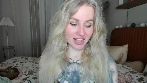 Snapshot of alexarush chatting on April 20, 5:48 pm alexarush online show from April 20, 5:48 pm