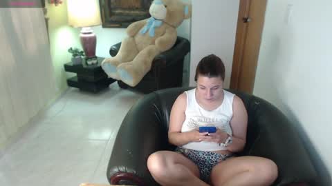 Snapshot of alexatai chatting on May 16, 7:45 pm alexatai online show from May 16, 7:45 pm