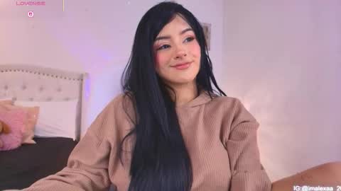 lexandra  online show from December 18, 11:27 am