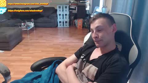 Alex online show from October 2, 2:46 pm