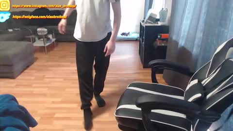 Alex online show from October 8, 2:14 pm