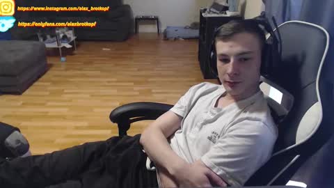 Alex online show from October 21, 2:18 pm