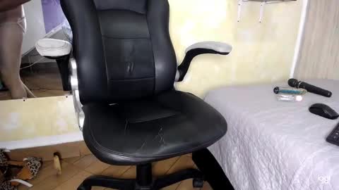 Alex online show from December 9, 4:12 am