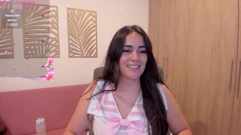 Snapshot of alexeii_grey chatting on December 20, 11:05 pm alexeii_grey online show from December 20, 11:05 pm