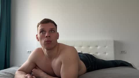 alexfit96 online show from February 1, 2:04 pm