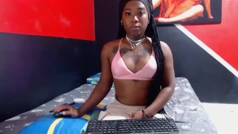 Snapshot of alexia_sinclaire24 chatting on March 9, 9:46 pm alexia_sinclaire24 online show from March 9, 9:46 pm