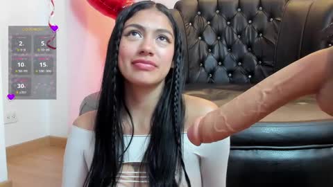 Snapshot of alexiacooperr chatting on February 13, 9:30 am Alexiaa Online 1430 to 2100 GMT-5 online show from February 13, 9:30 am