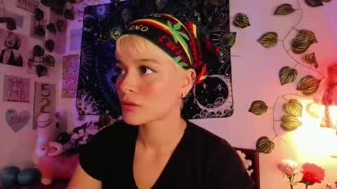 Snapshot of alexiafisher_ chatting on January 19, 4:36 pm Alex online show from January 19, 4:36 pm