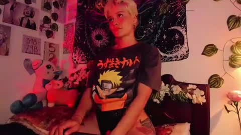 Snapshot of alexiafisher_ chatting on January 24, 7:51 am Alex online show from January 24, 7:51 am