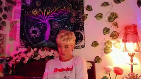 Snapshot of alexiafisher_ chatting on February 2, 12:46 pm Alex online show from February 2, 12:46 pm