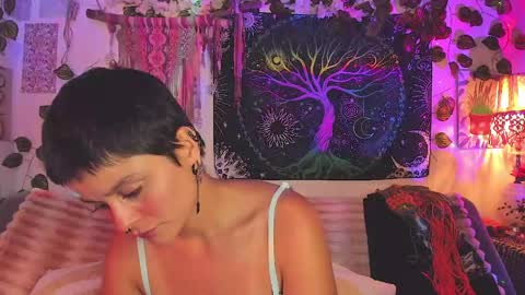 Snapshot of alexiafisher_ chatting on April 25, 2:14 am Alex online show from April 25, 2:14 am