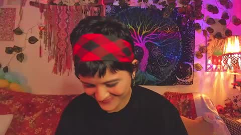 Snapshot of alexiafisher_ chatting on May 27, 1:57 am Alex online show from May 27, 1:57 am