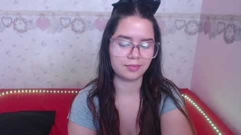 Alexia online show from January 3, 6:14 pm