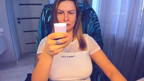 Alexia online show from February 25, 12:04 pm