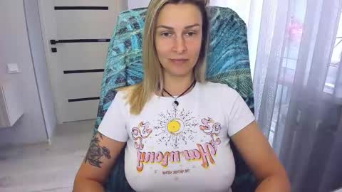 Alexia online show from May 27, 10:01 am