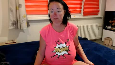alexie33 online show from June 15, 6:37 am