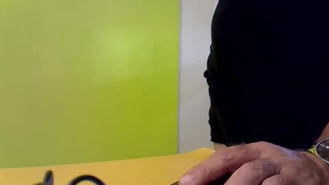 Snapshot of alexio69 chatting on September 14, 1:43 pm alexio69 online show from September 14, 1:43 pm