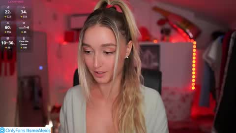 Alexis Texas online show from October 1, 6:58 pm